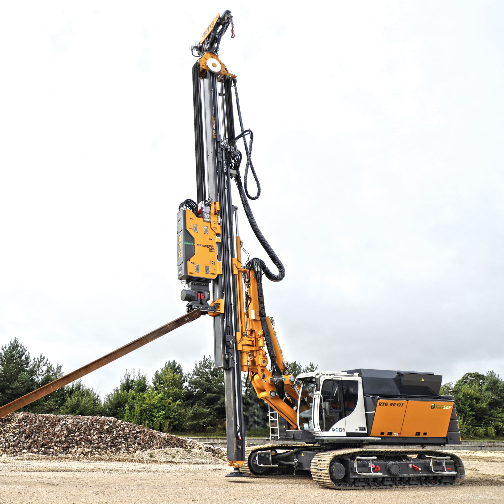 Pile driving equipment piling leaders