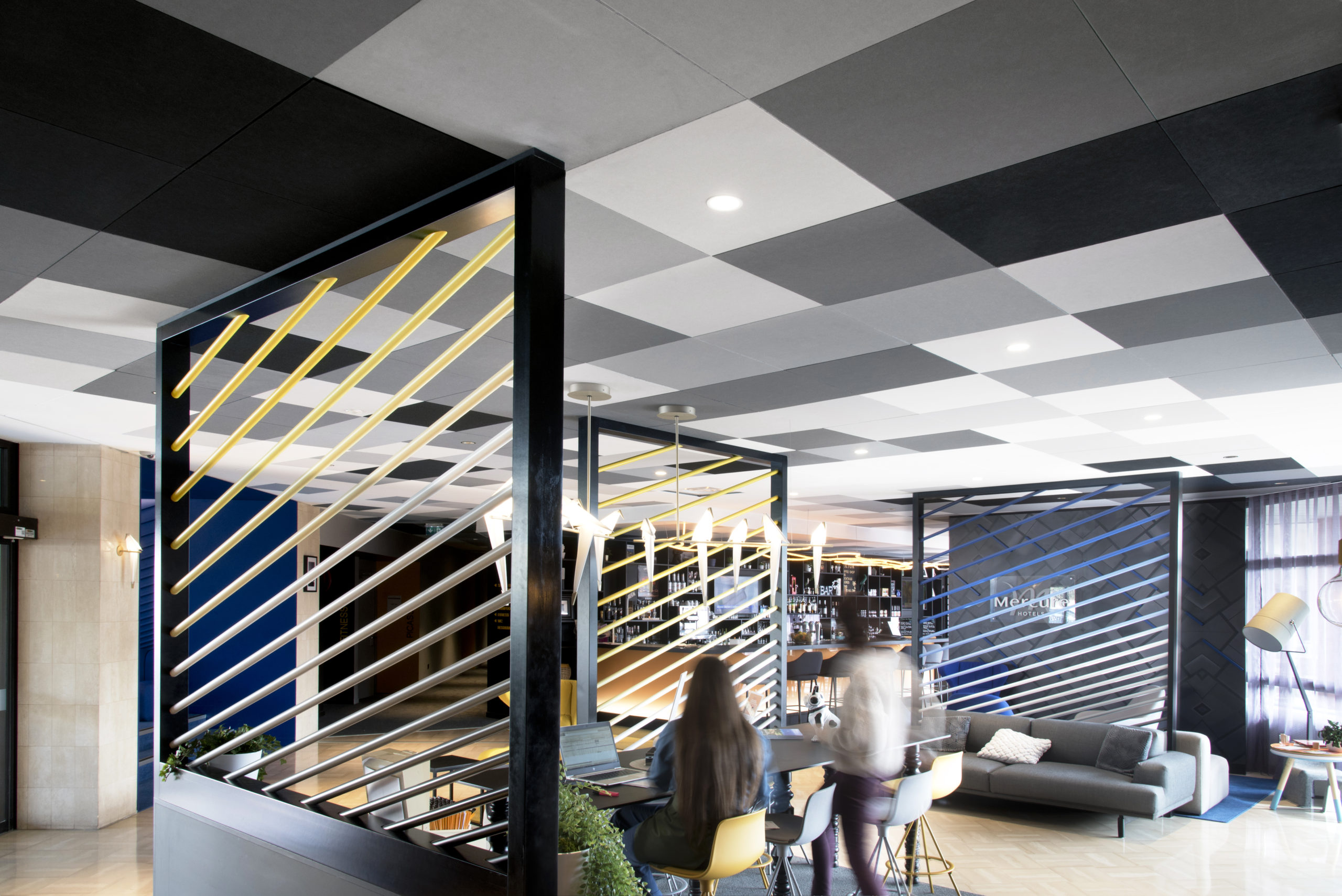 Rockfon Color all HotelMercureHyeresCentre scaled